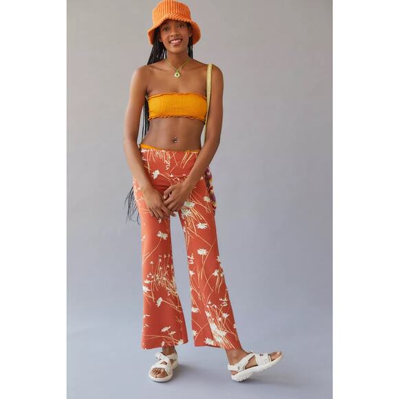 NWOT Urban Outfitters Dalila Low-Rise Flare Pant Size XS - Picture 1 of 8